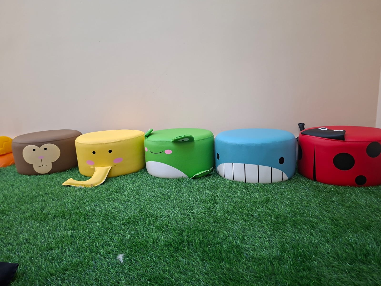 Animal soft-play seating